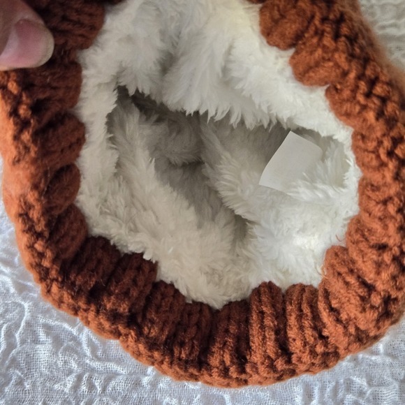 N+C Explorer Faux Fur Pom Women's Beanie Hat Apricot Jam Ski Snowboard Cozy OS - Picture 3 of 4